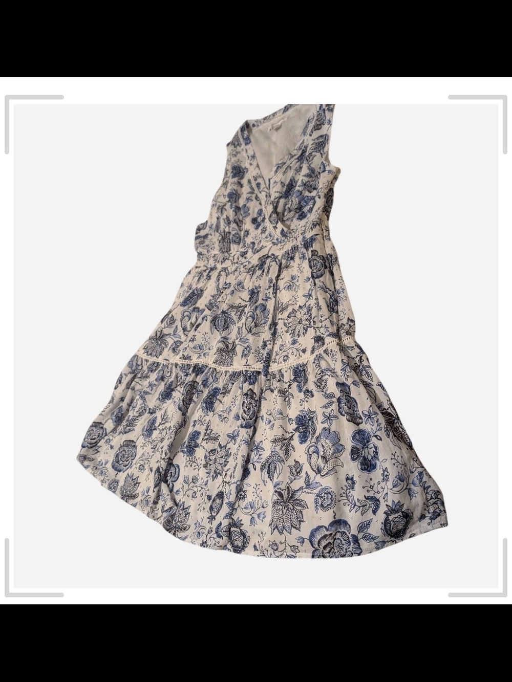 Pre-owned Lucky Brand White Dress with Blue Floral Print Missing belt Piece